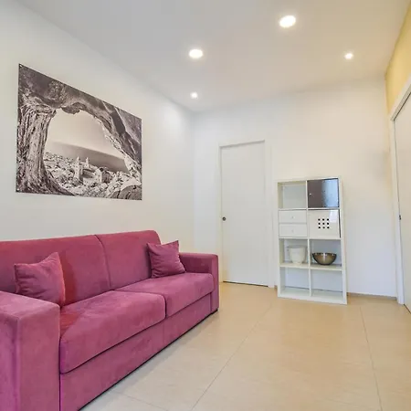 洛萨德温蒂公寓 *